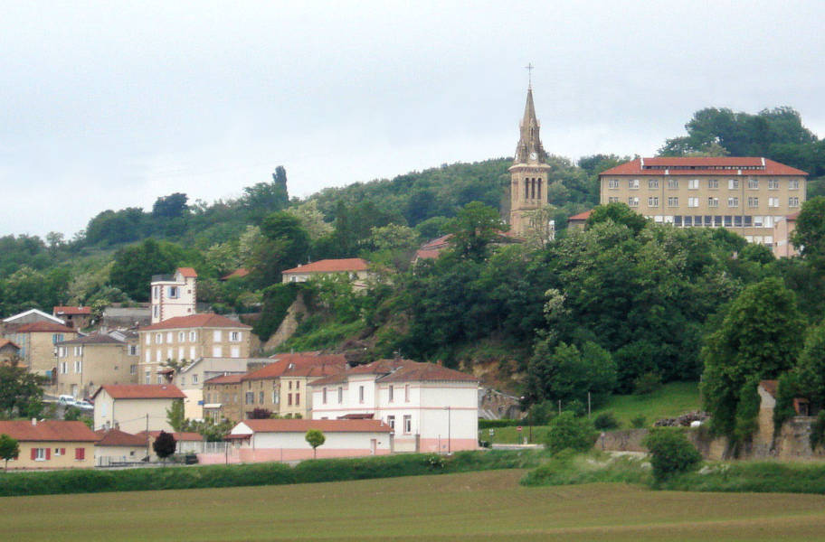 Vue du village de Châteauneuf-de-Galaure